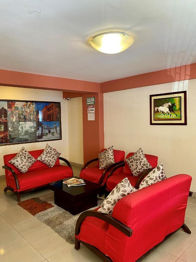 Hostal Montesa 과야킬 외부 사진